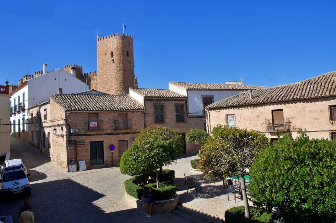 El Zoco Apartment Banos De La Encina Bagian luar foto